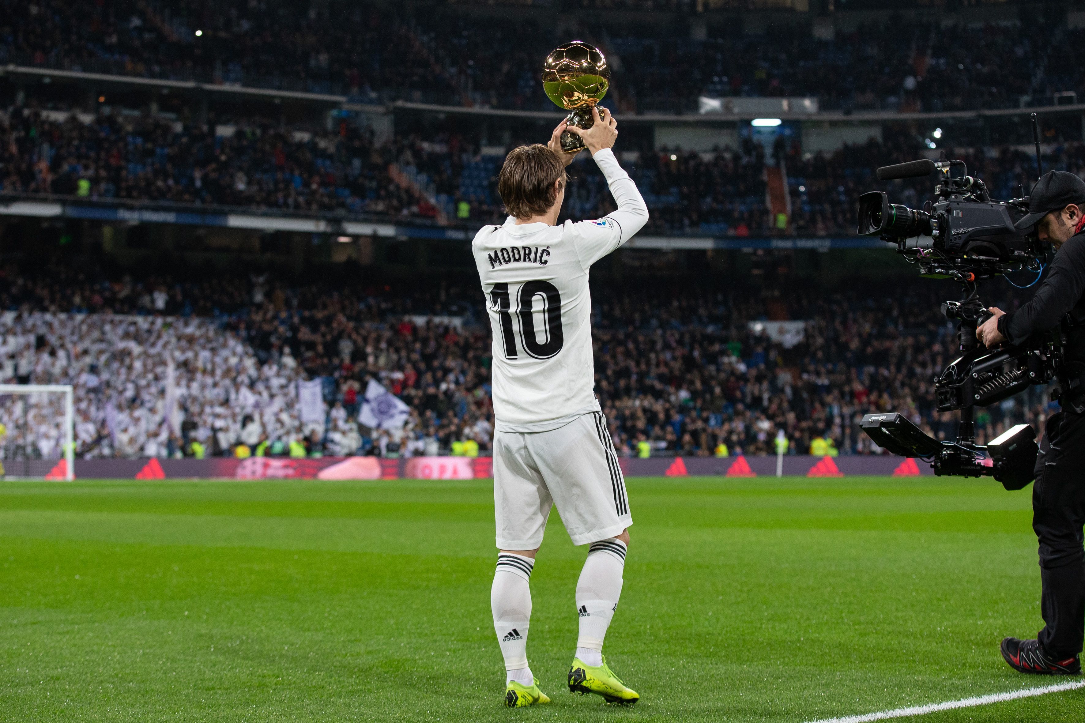 皇马前锋恩德里克租借加盟里昂